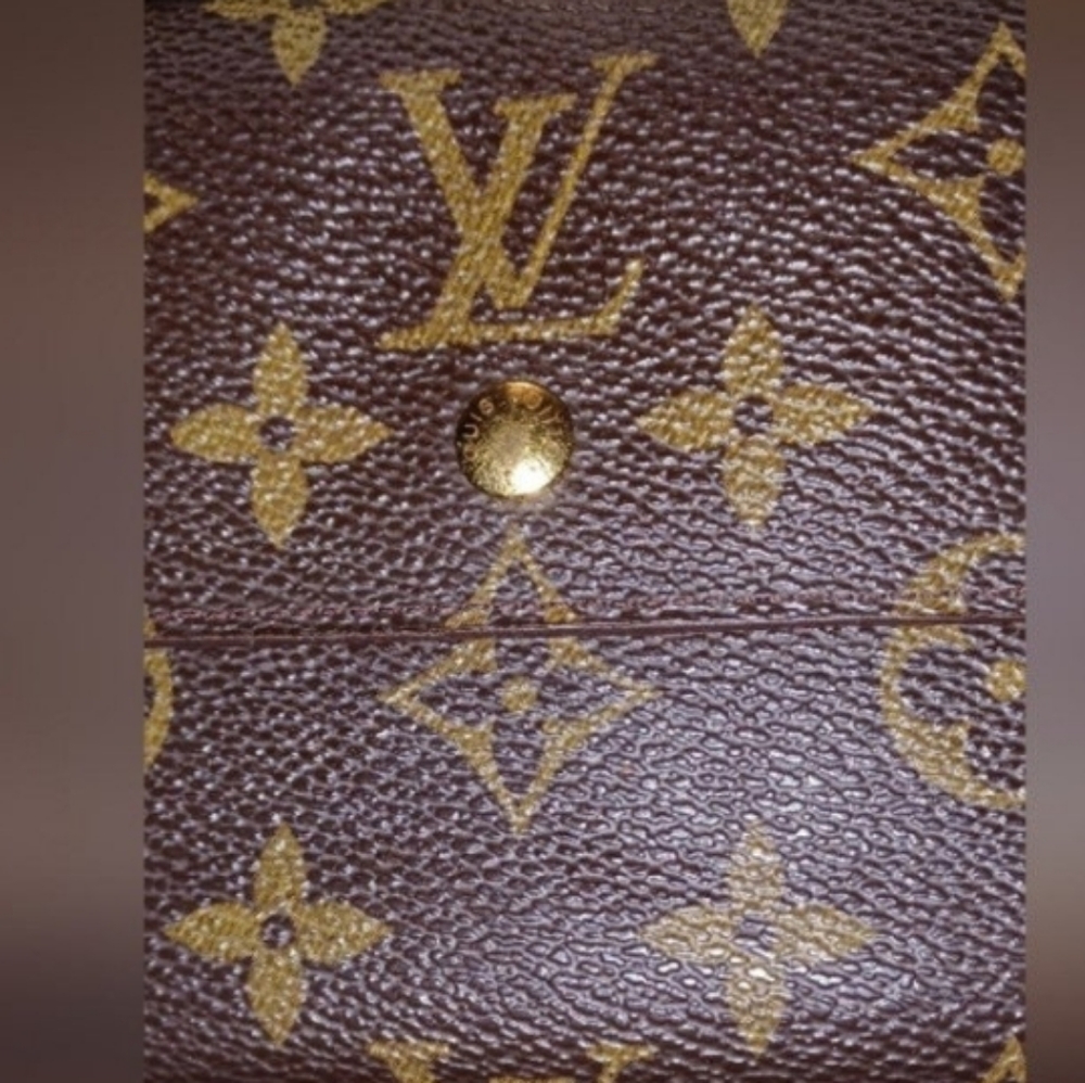 Louis Vuitton compact wallet